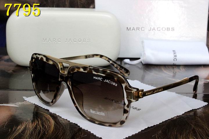 MarcJacobs Sunglasses AAA-022