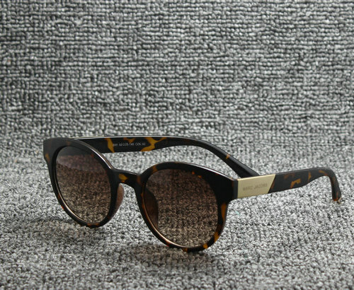 MarcJacobs Sunglasses AAA-040