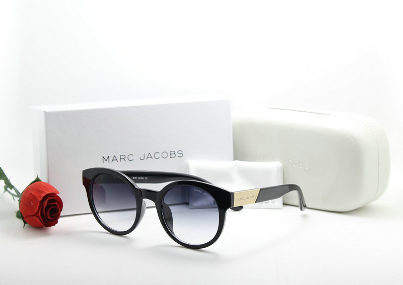 MarcJacobs Sunglasses AAA-070