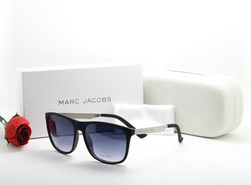 MarcJacobs Sunglasses AAA-083