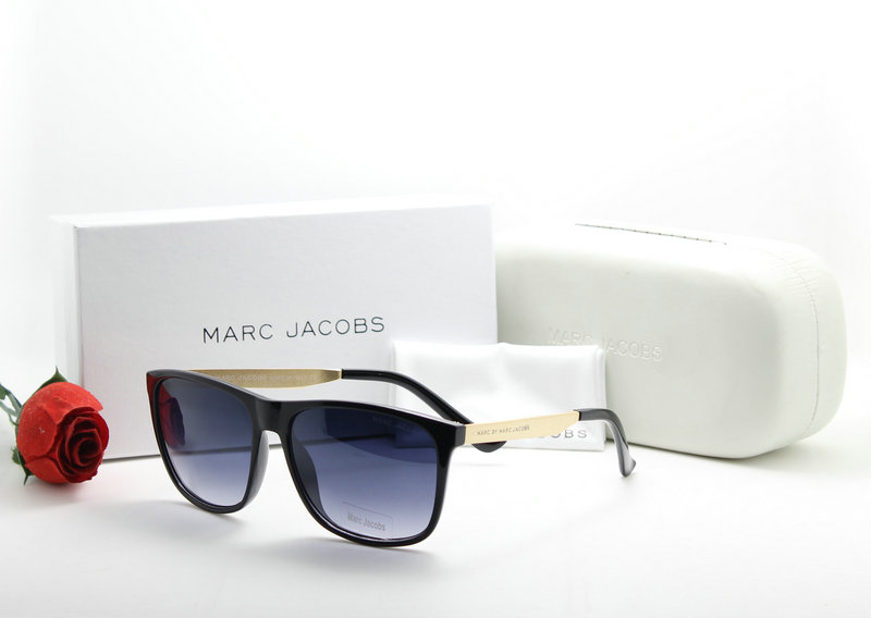 MarcJacobs Sunglasses AAA-088