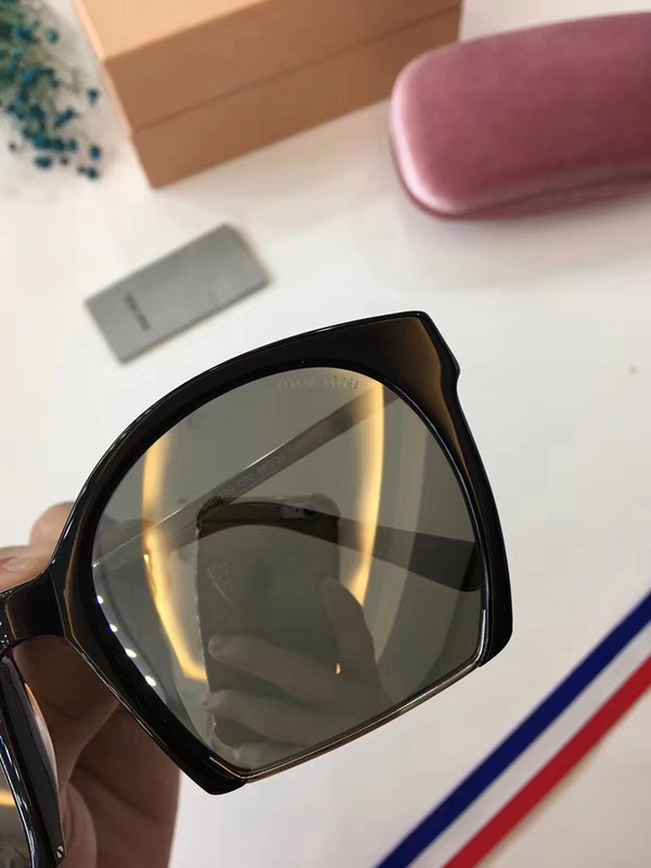 Miu Miu Sunglasses AAAA-119