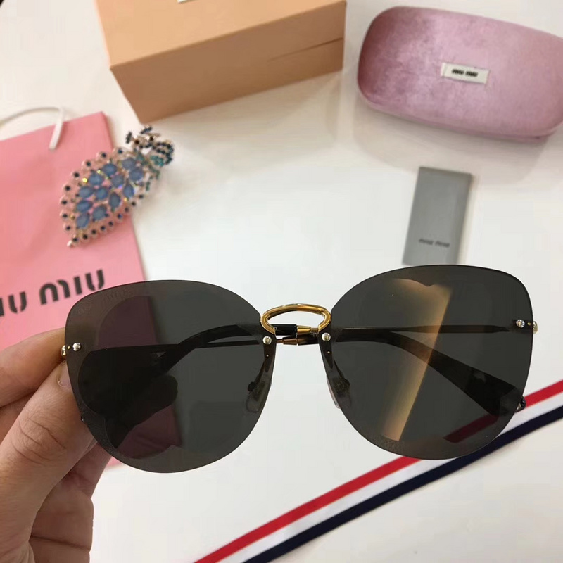 Miu Miu Sunglasses AAAA-392