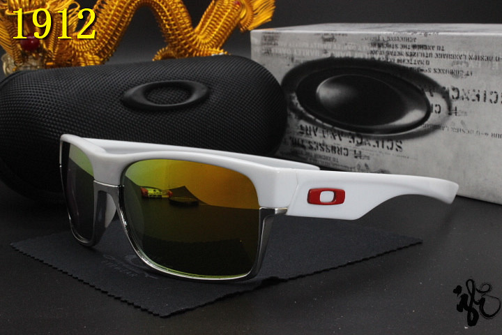 Oakley Sunglasses AAA-083