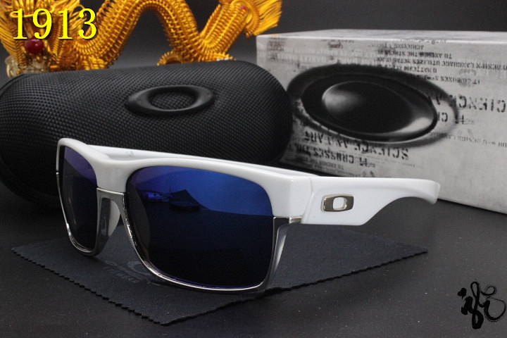 Oakley Sunglasses AAA-084