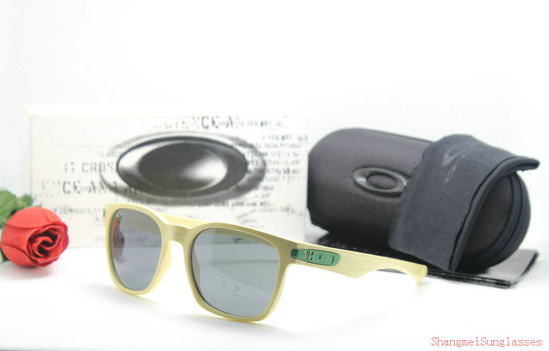 Oakley Sunglasses AAA-335