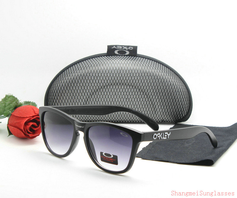Oakley Sunglasses AAA-646