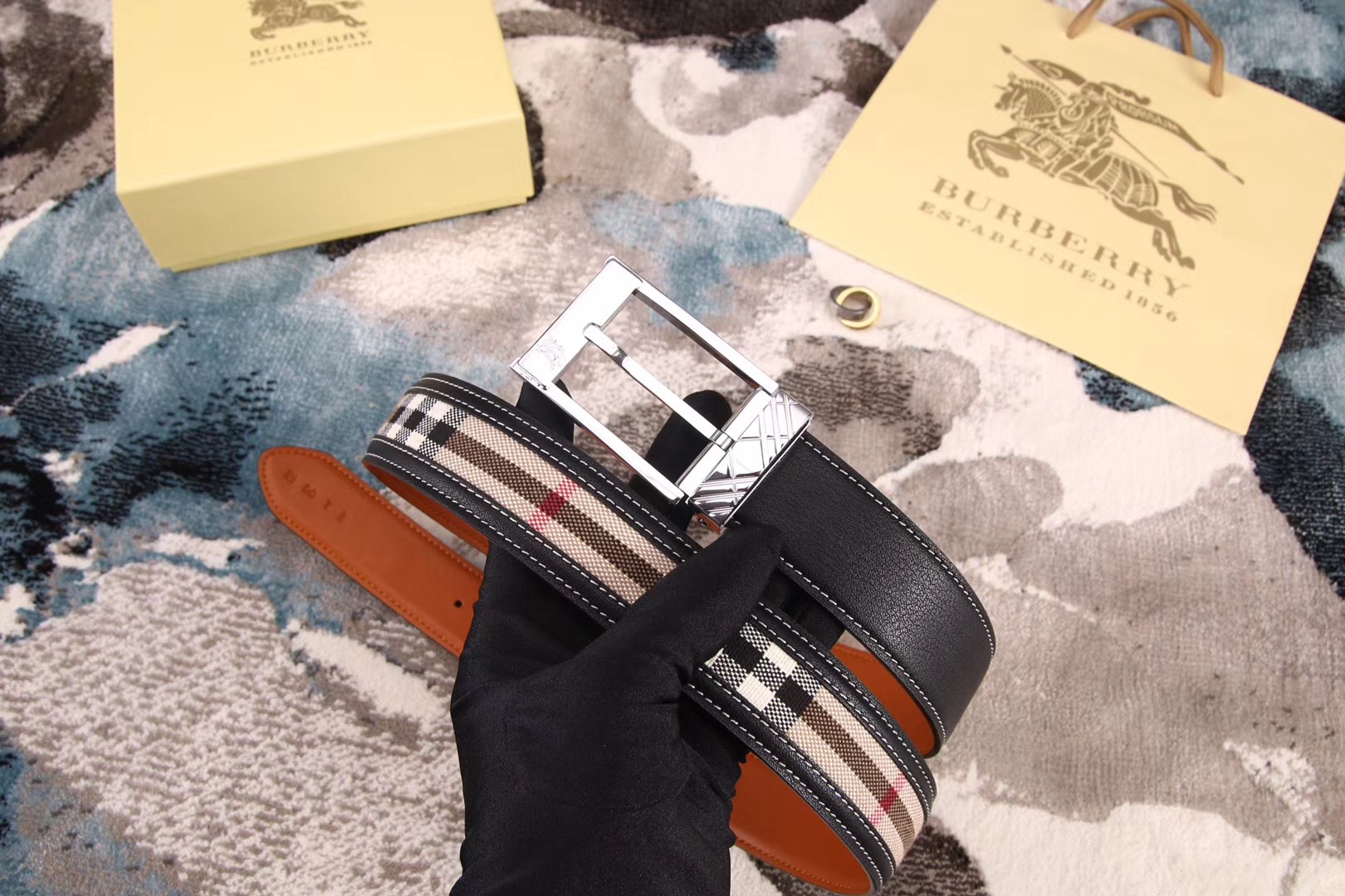 Super Perfect Quality Burberry Belts(100% Genuine Leather,steel buckle)-422