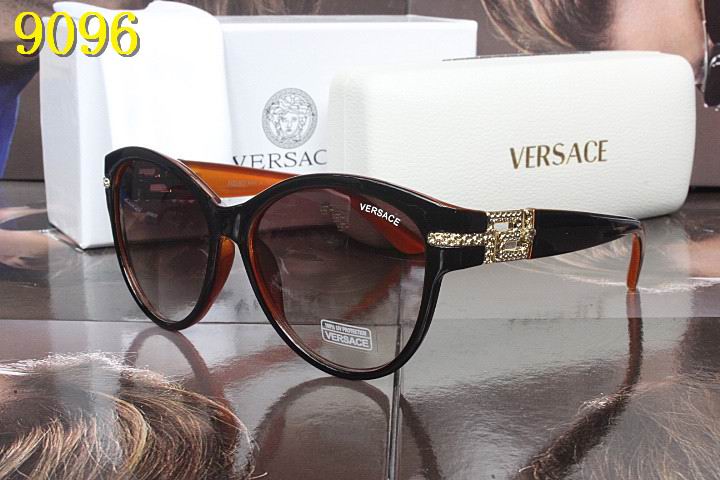 V Sunglasses AAA-222