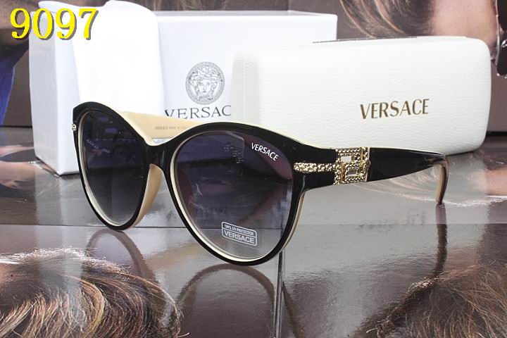 V Sunglasses AAA-223