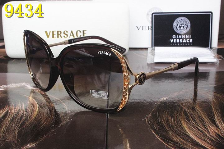V Sunglasses AAA-232