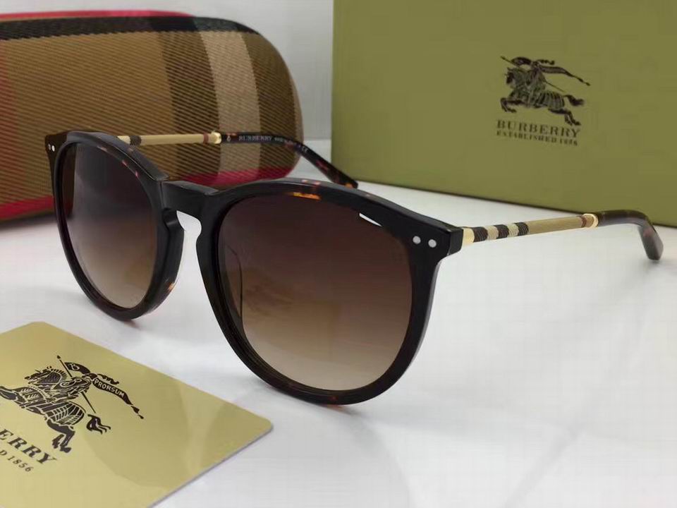Burberry Sunglasses AAAA-284