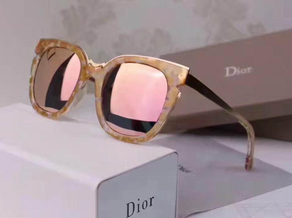 Dior Sunglasses AAAA-1312