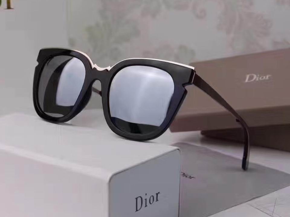Dior Sunglasses AAAA-1317