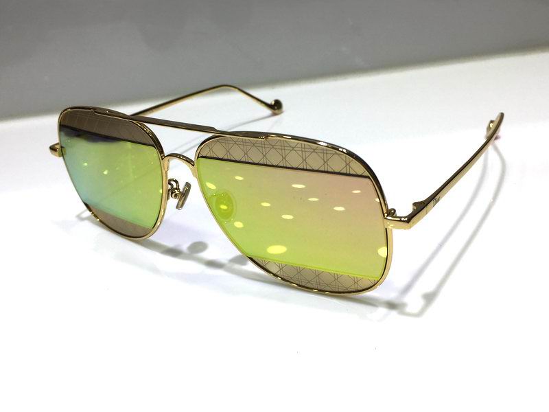 Dior Sunglasses AAAA-1418
