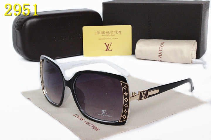 LV Sunglasses AAA-072