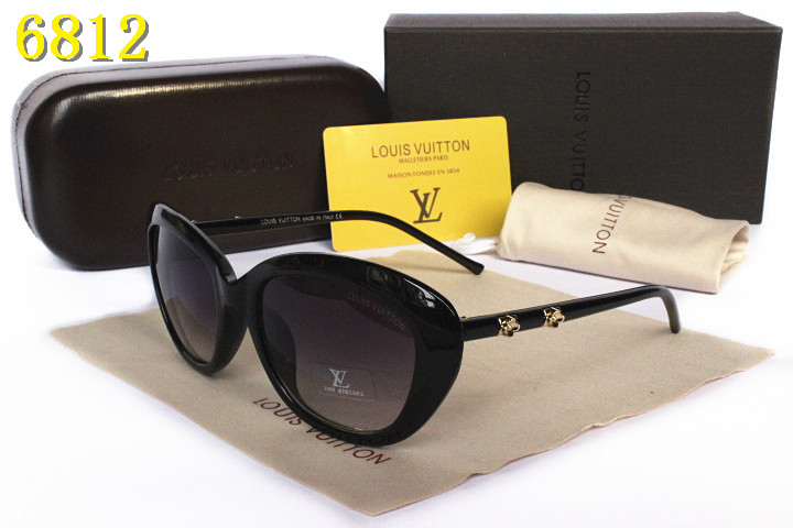 LV Sunglasses AAA-096