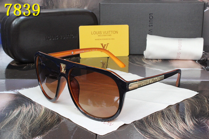 LV Sunglasses AAA-113
