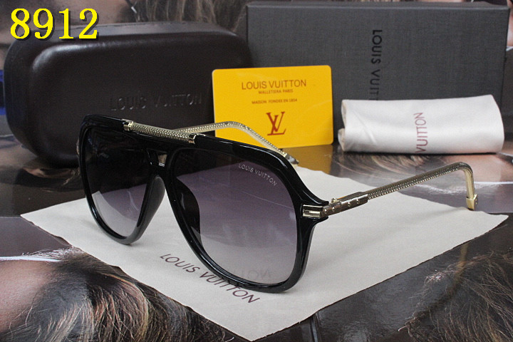 LV Sunglasses AAA-114