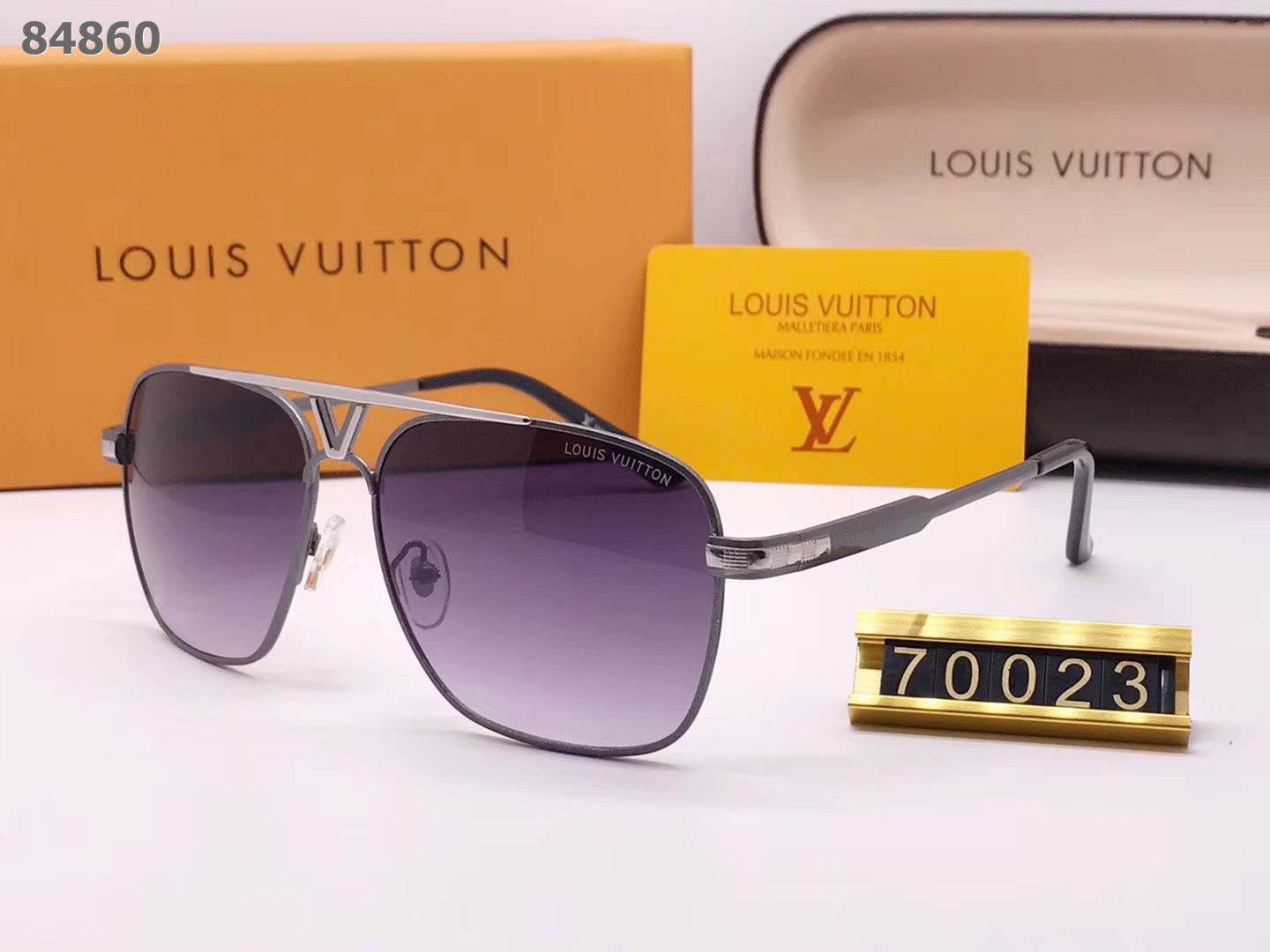 LV Sunglasses AAA-237