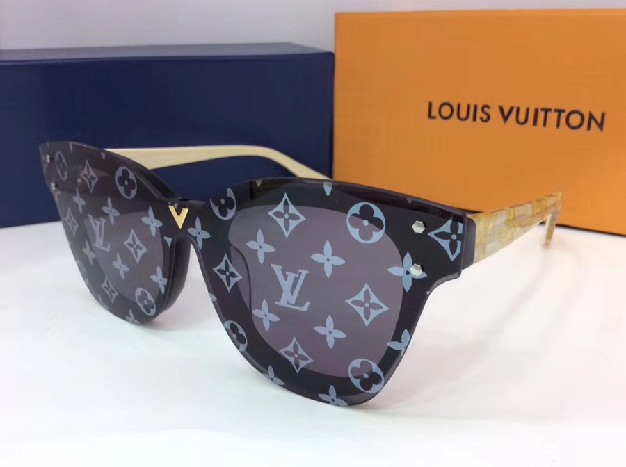 LV Sunglasses AAAA-712