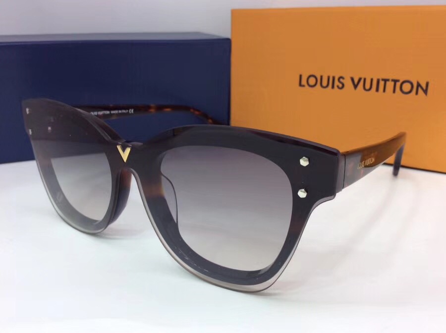 LV Sunglasses AAAA-716