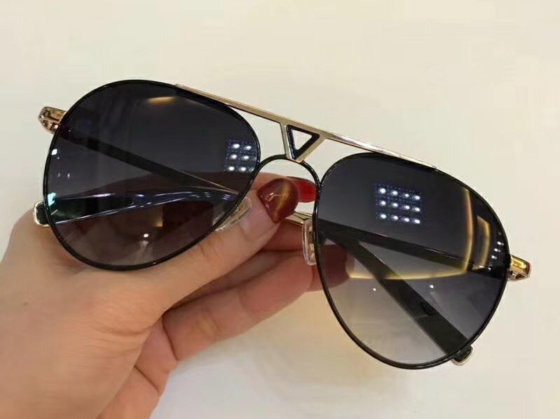 LV Sunglasses AAAA-730