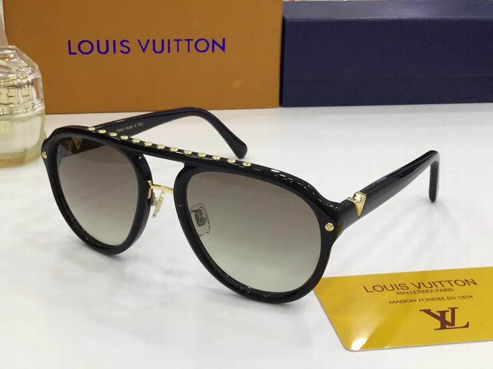 LV Sunglasses AAAA-743