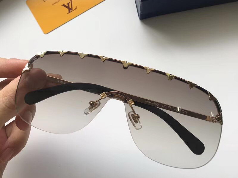 LV Sunglasses AAAA-756