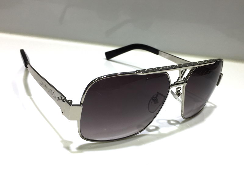 LV Sunglasses AAAA-788