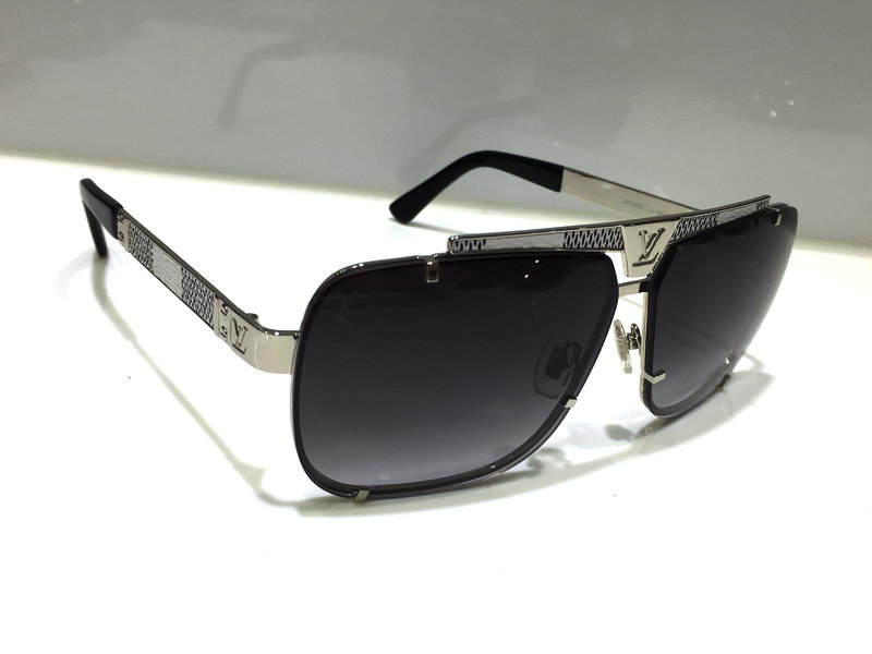 LV Sunglasses AAAA-799