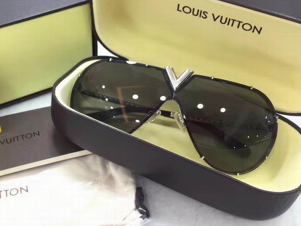 LV Sunglasses AAAA-827