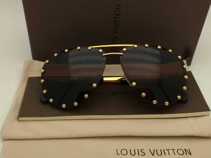 LV Sunglasses AAAA-861
