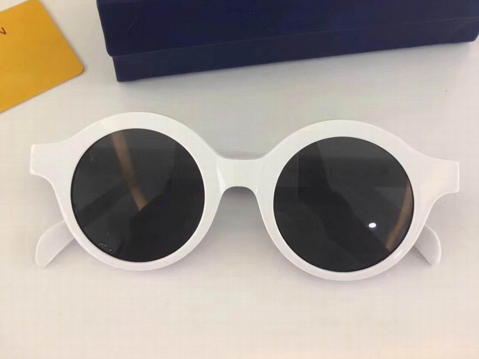 LV Sunglasses AAAA-891