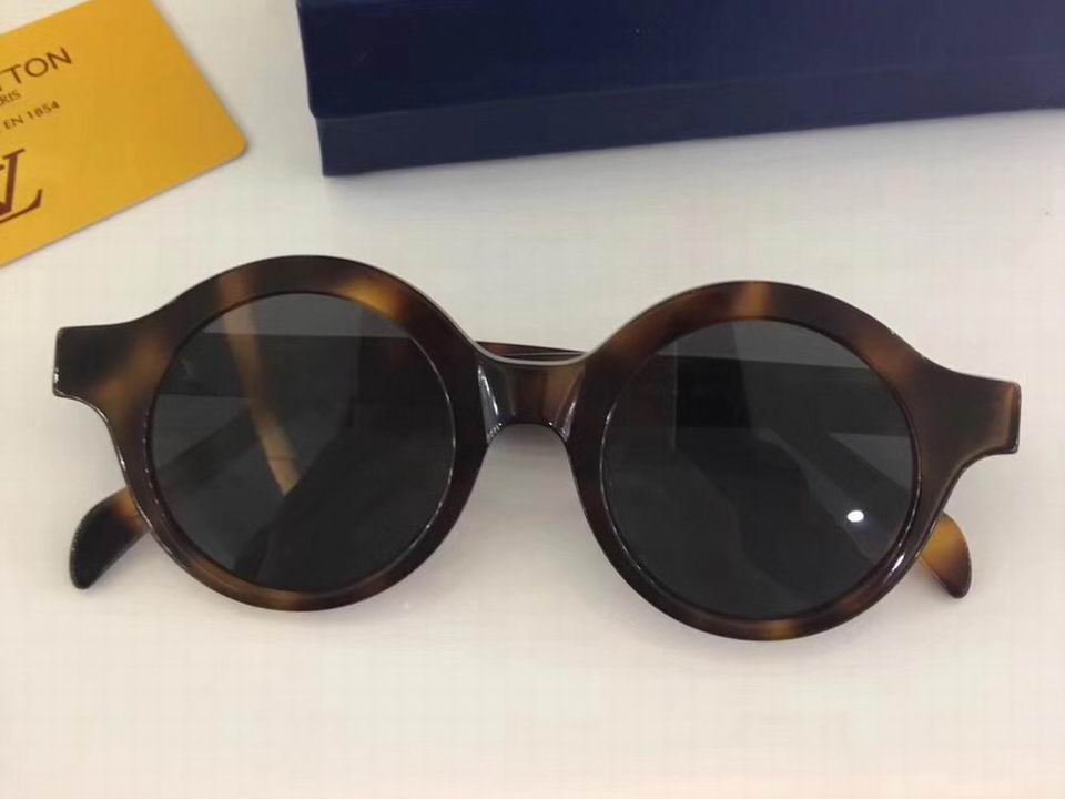 LV Sunglasses AAAA-892