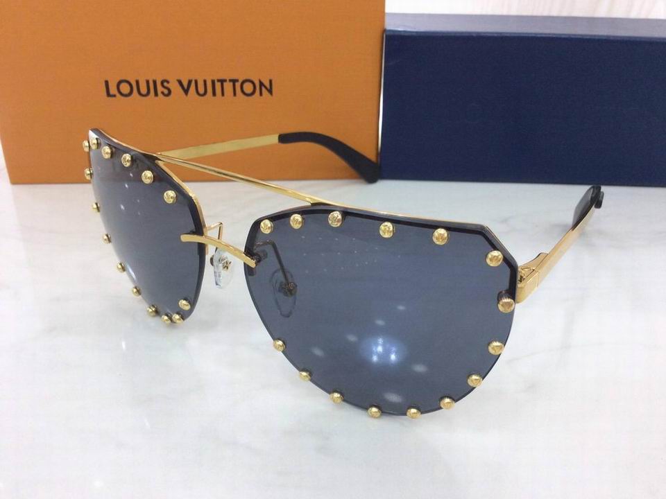 LV Sunglasses AAAA-977
