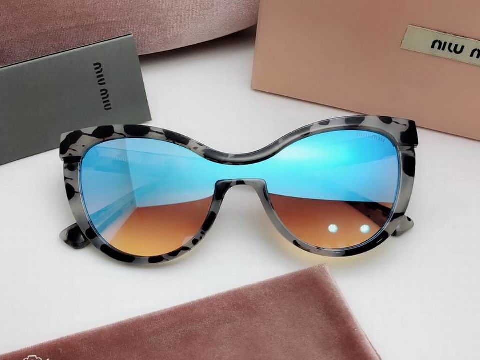 Miu Miu Sunglasses AAAA-426