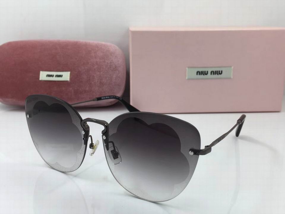 Miu Miu Sunglasses AAAA-572