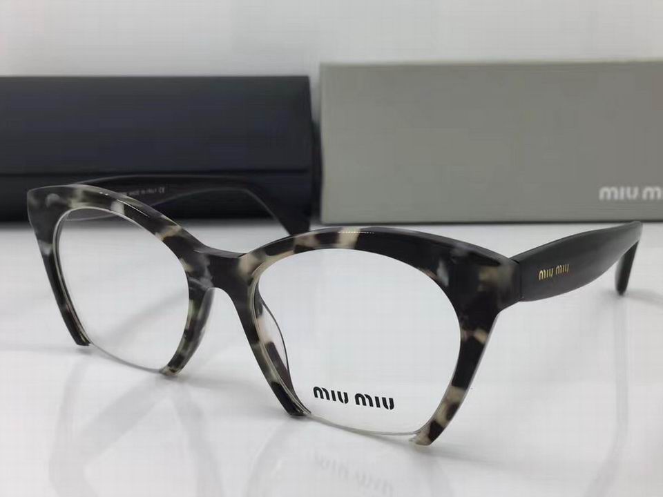 Miu Miu Sunglasses AAAA-586