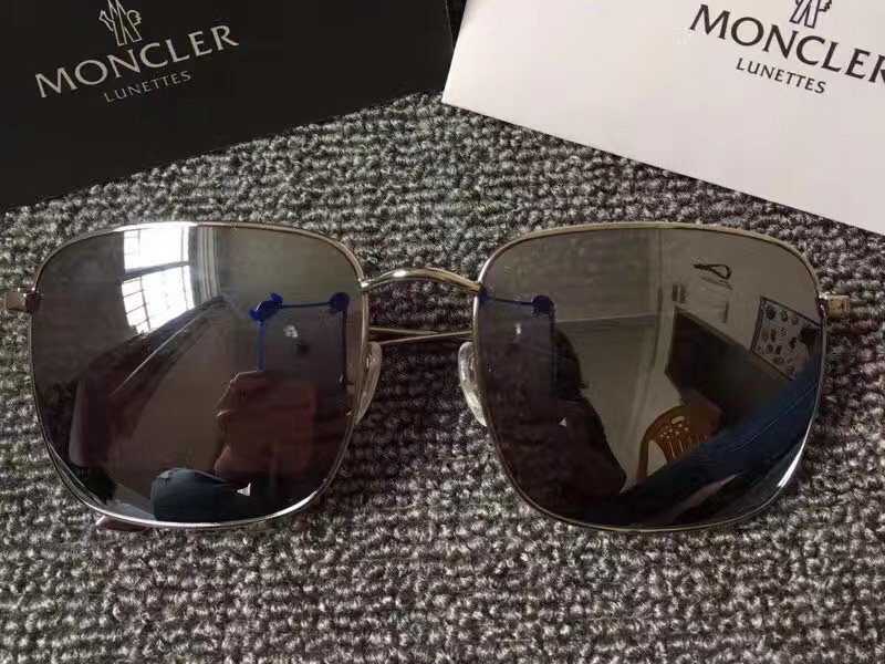 Moncler Sunglasses AAAA-005