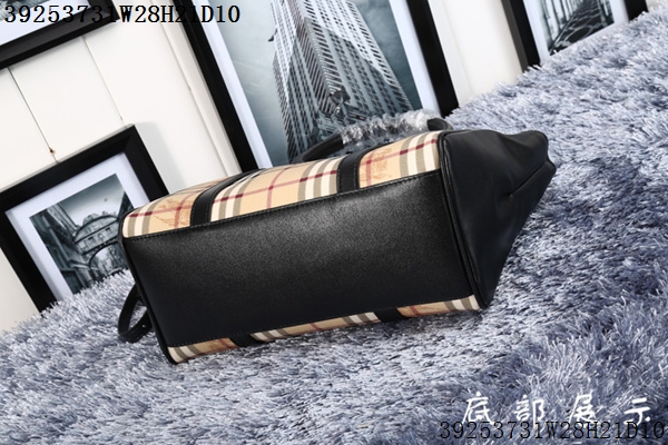 Burberry Handbags AAA-003