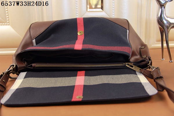 Burberry Handbags AAA-009