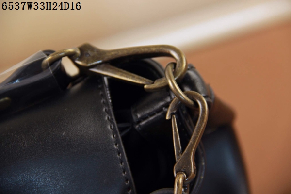 Burberry Handbags AAA-010