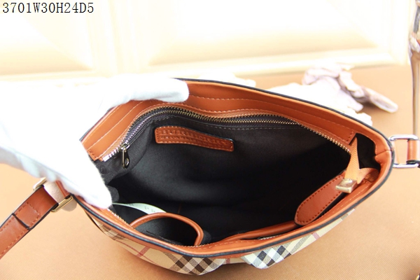 Burberry Handbags AAA-015