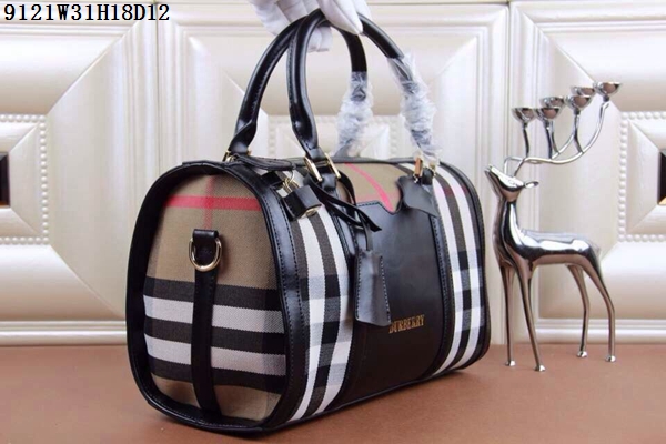 Burberry Handbags AAA-024