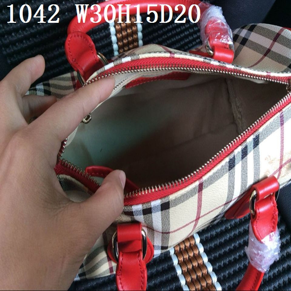 Burberry Handbags AAA-027