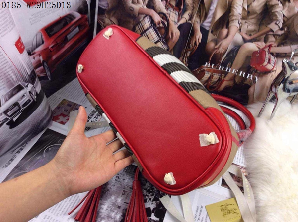 Burberry Handbags AAA-048