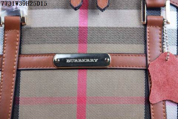 Burberry Handbags AAA-051