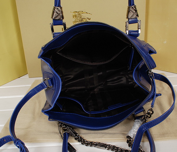 Burberry Handbags AAA-057