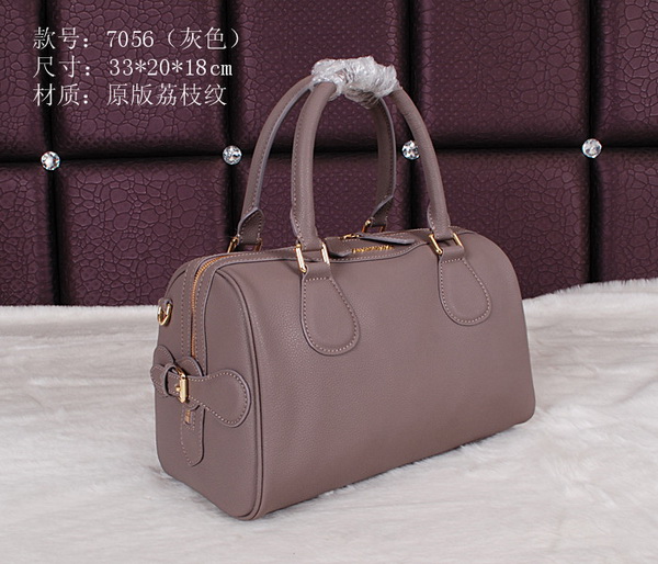 Burberry Handbags AAA-058